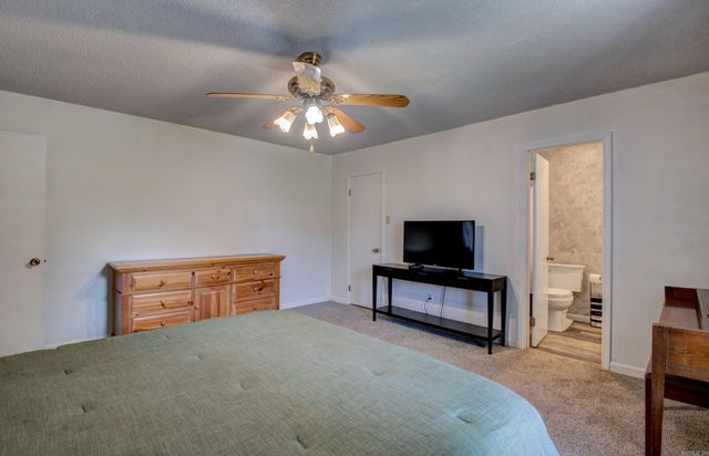 38 Country Wood Street, Cabot, AR 72023