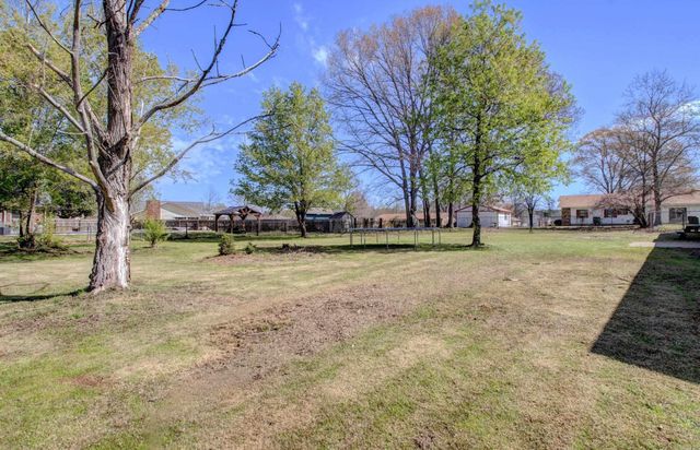 38 Country Wood Street, Cabot, AR 72023