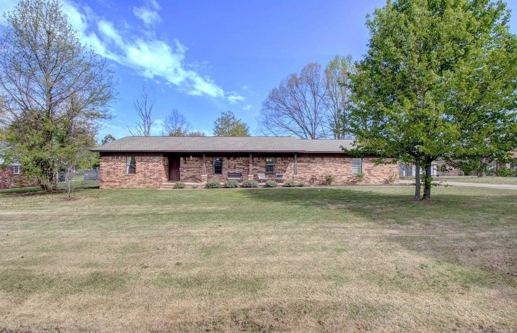 38 Country Wood Street, Cabot, AR 72023