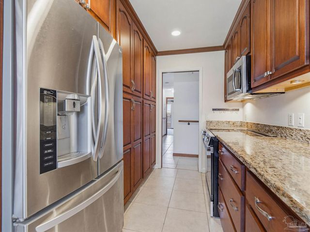 2636 Tinosa Cir, Pensacola, FL 32526