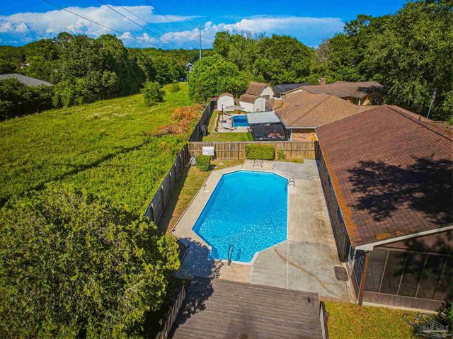 2636 Tinosa Cir, Pensacola, FL 32526