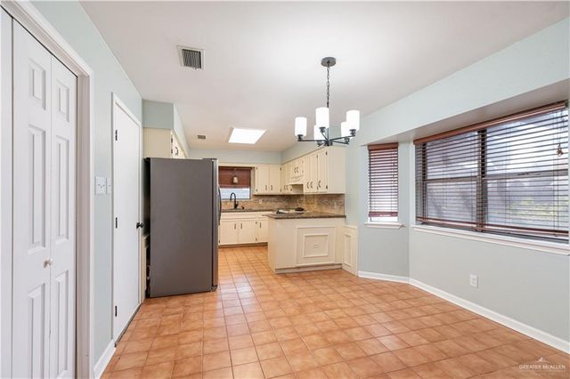 5909 N 35th Street, Mcallen, TX 78504