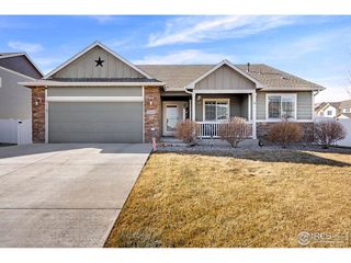 7541 Little Fox Ln, Wellington, CO 80549