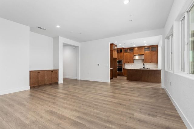 8198 Iron Creek Drive, Friant, CA 93626