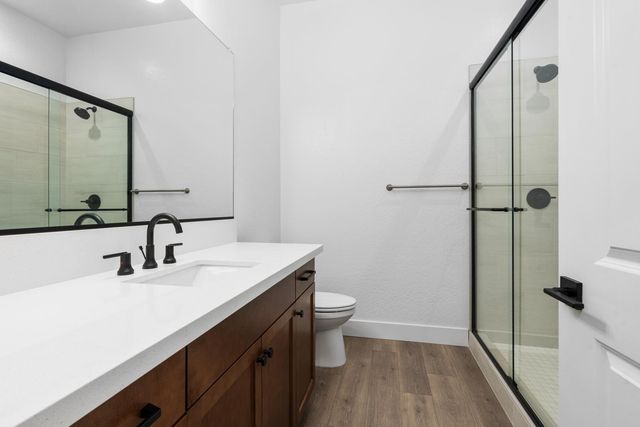 8198 Iron Creek Drive, Friant, CA 93626