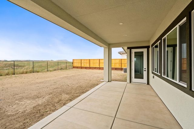 8198 Iron Creek Drive, Friant, CA 93626