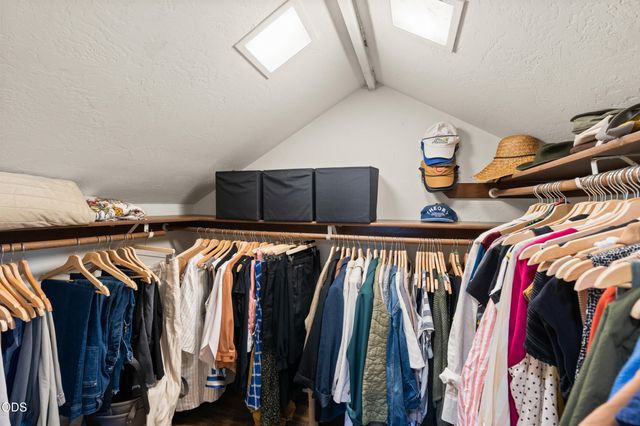 521 Sunrise Avenue, Medford, OR 97504