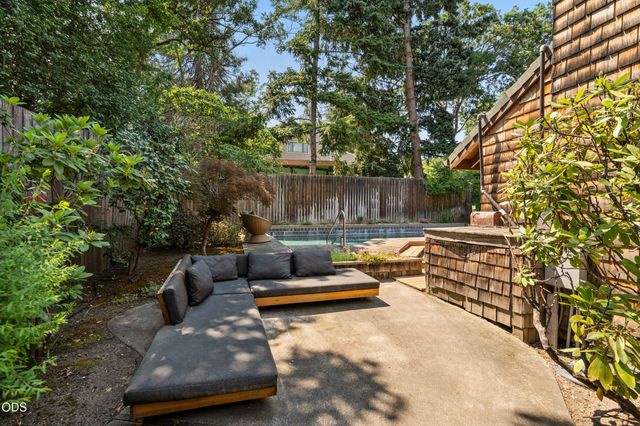 521 Sunrise Avenue, Medford, OR 97504