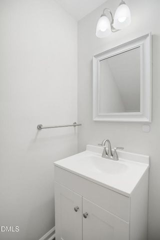 1931 Tischer Road, Raleigh, NC 27603