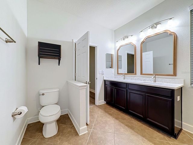 10445 FLAGSTAFF FALLS AVENUE, Riverview, FL 33578