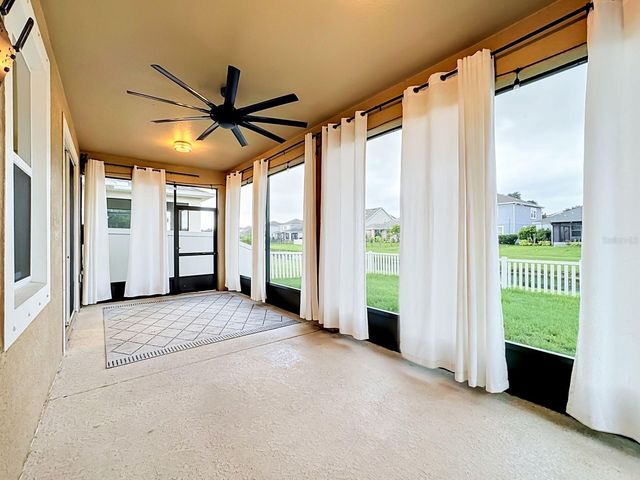 10445 FLAGSTAFF FALLS AVENUE, Riverview, FL 33578