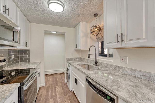 2700 S Holly Street 100, Denver, CO 80222