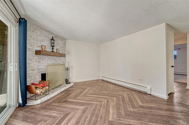 2700 S Holly Street 100, Denver, CO 80222