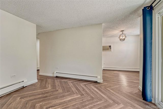 2700 S Holly Street 100, Denver, CO 80222