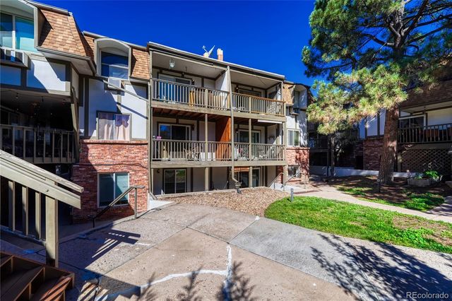 2700 S Holly Street 100, Denver, CO 80222