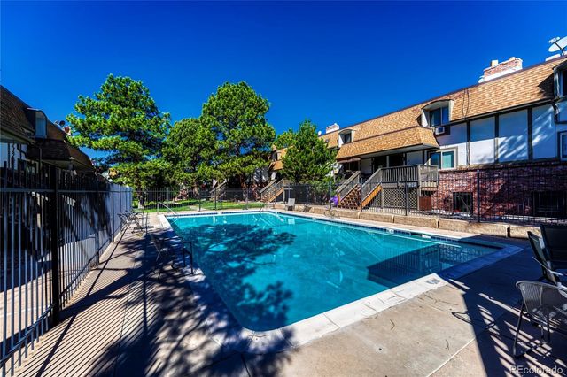 2700 S Holly Street 100, Denver, CO 80222