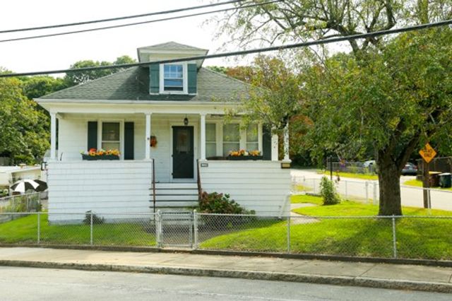 2641 North Main Street, Fall River, MA 02720