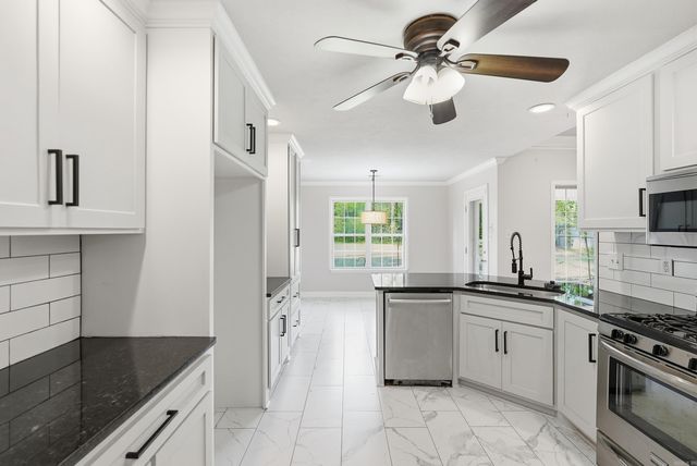 3660 Irby Dr, Conway, AR 72034