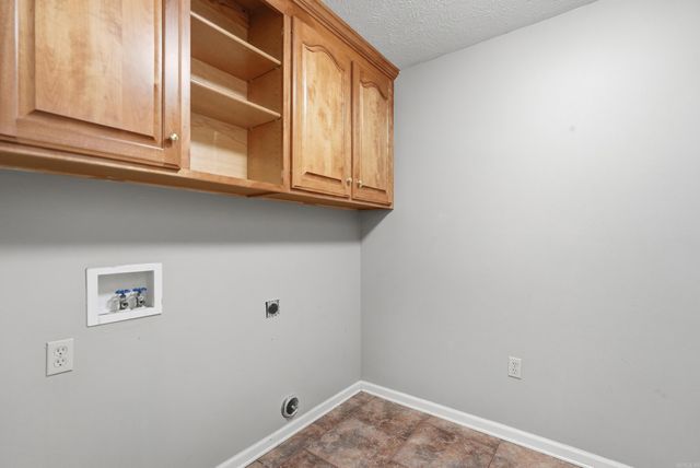 3660 Irby Dr, Conway, AR 72034