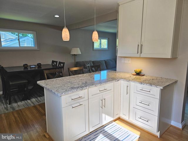 305 ORLEY RD, Catonsville, MD 21228
