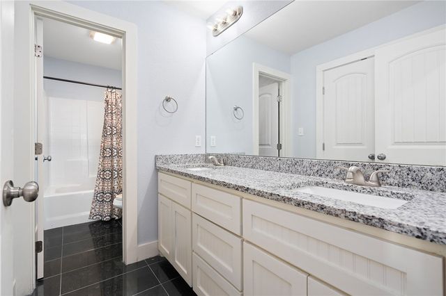 4331 Callicoatte, Robstown, TX 78380