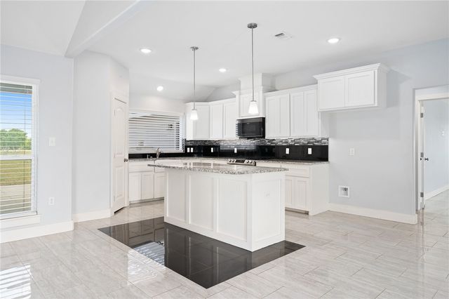 4331 Callicoatte, Robstown, TX 78380