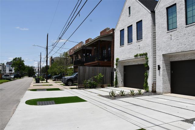 1520 Nashua Street, Houston, TX 77008