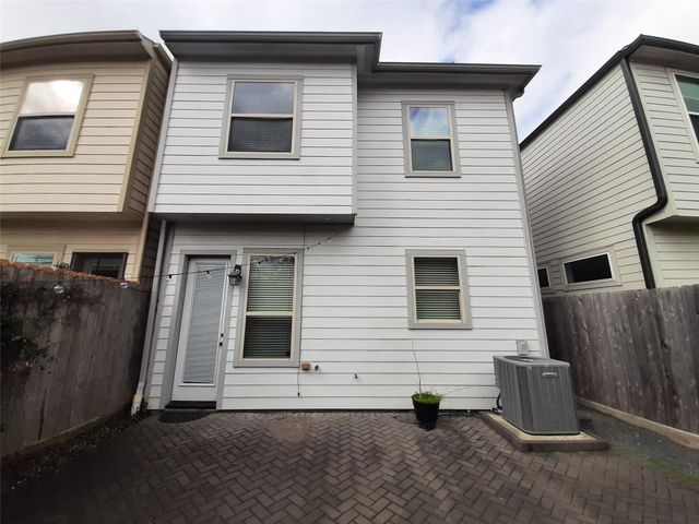 1520 Nashua Street, Houston, TX 77008