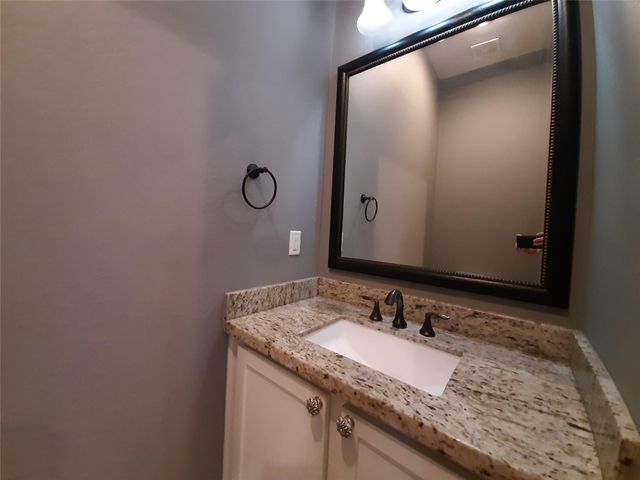 1520 Nashua Street, Houston, TX 77008