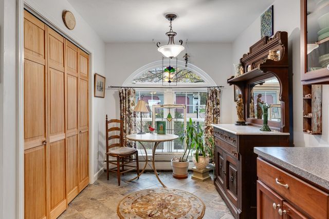 27 Northshore Drive, Burlington, VT 05401