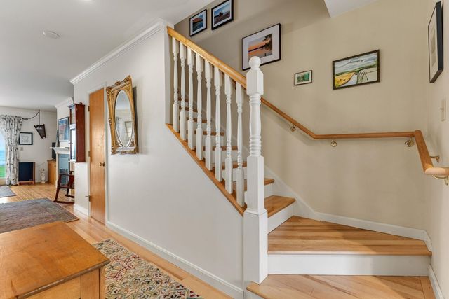 27 Northshore Drive, Burlington, VT 05401