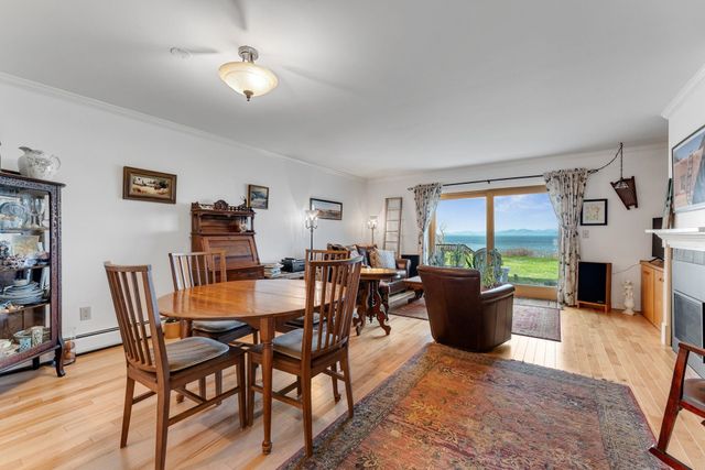 27 Northshore Drive, Burlington, VT 05401