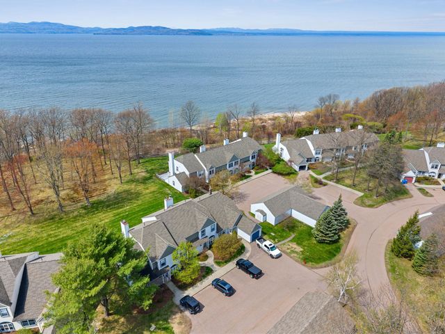27 Northshore Drive, Burlington, VT 05401