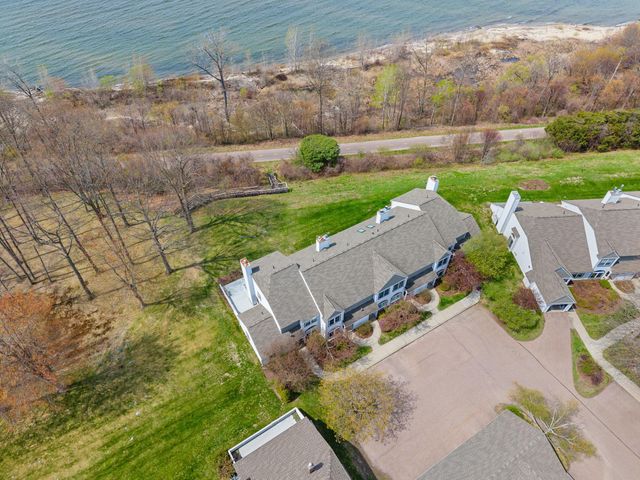 27 Northshore Drive, Burlington, VT 05401