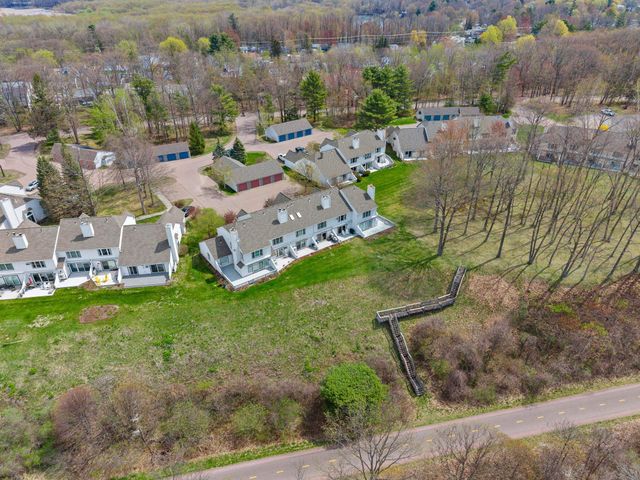 27 Northshore Drive, Burlington, VT 05401