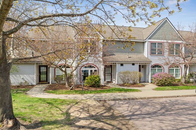 27 Northshore Drive, Burlington, VT 05401