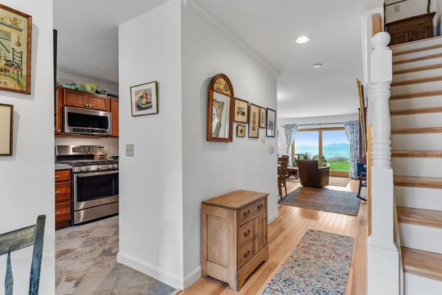 27 Northshore Drive, Burlington, VT 05401