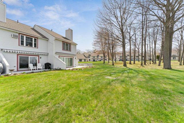 27 Northshore Drive, Burlington, VT 05401