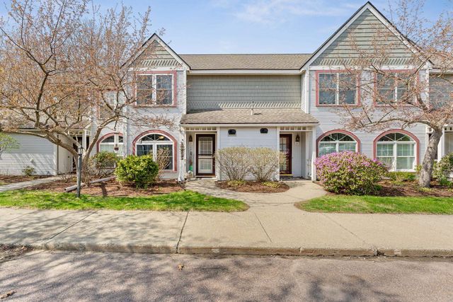 27 Northshore Drive, Burlington, VT 05401
