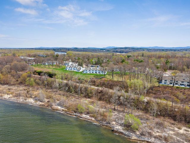 27 Northshore Drive, Burlington, VT 05401