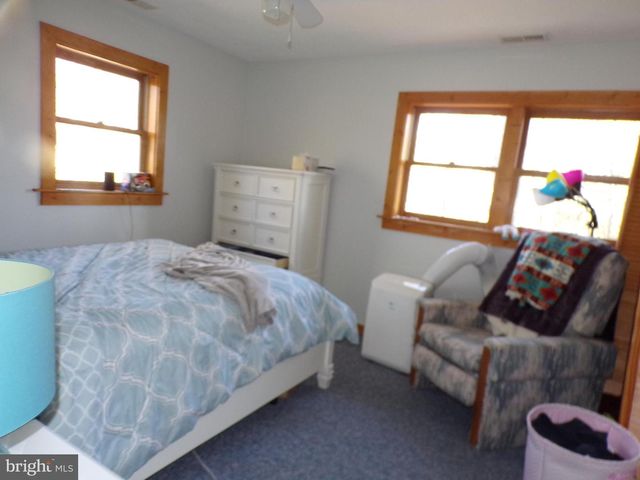 519 PARADISE HTS, Oakland, MD 21550