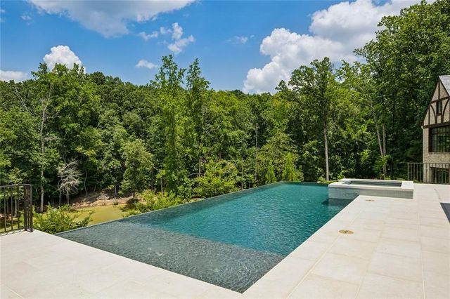 4725 Northside Drive, Sandy Springs, GA 30327