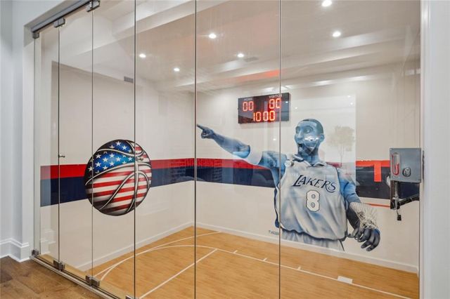 4725 Northside Drive, Sandy Springs, GA 30327