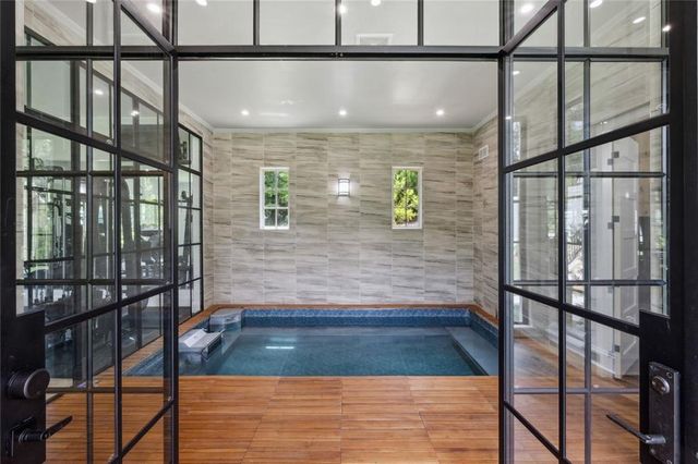 4725 Northside Drive, Sandy Springs, GA 30327