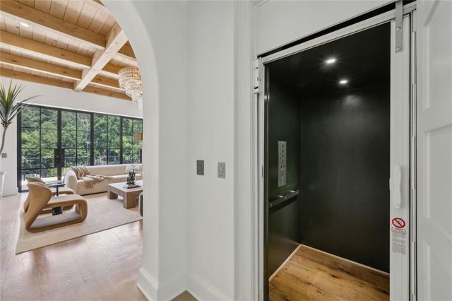 4725 Northside Drive, Sandy Springs, GA 30327