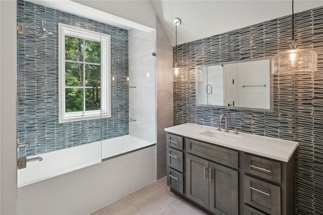 4725 Northside Drive, Sandy Springs, GA 30327