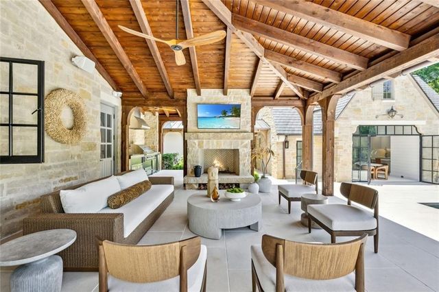 4725 Northside Drive, Sandy Springs, GA 30327