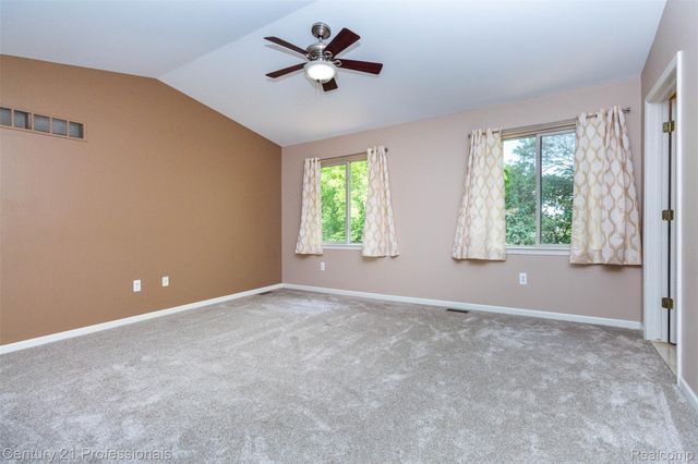 1083 Maya Court Court, Troy, MI 48085