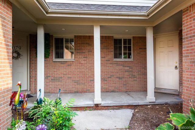 1083 Maya Court Court, Troy, MI 48085