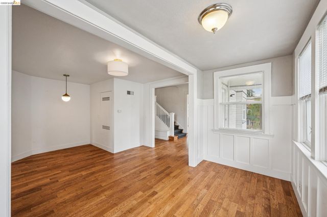 2140 Woolsey St, Berkeley, CA 94705